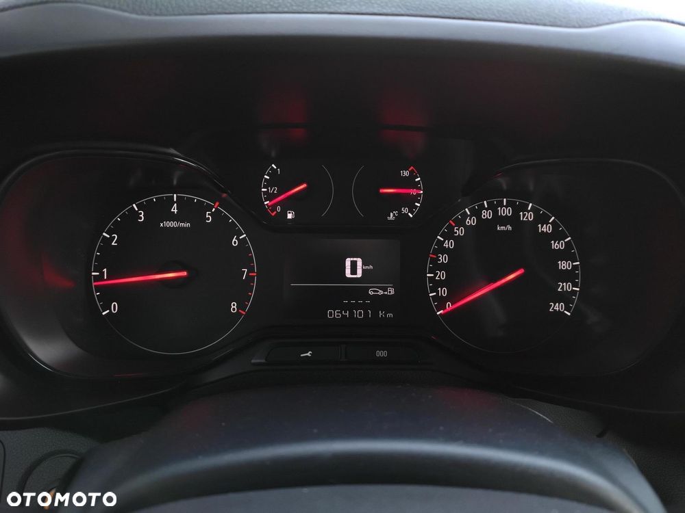 Opel Combo - 17
