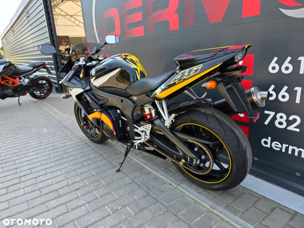 Yamaha R6 - 33