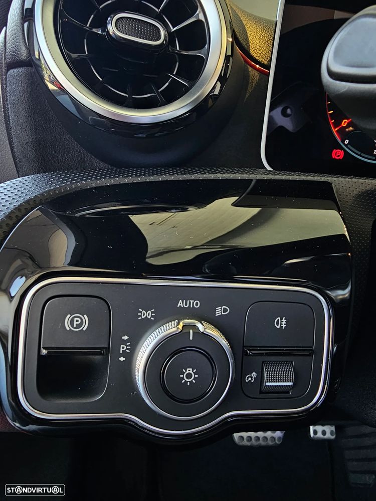 Mercedes-Benz A 180 d AMG Line Aut. - 30