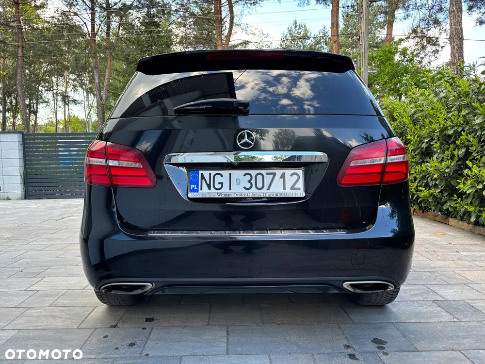 Mercedes-Benz Klasa B 180 7G-DCT - 7