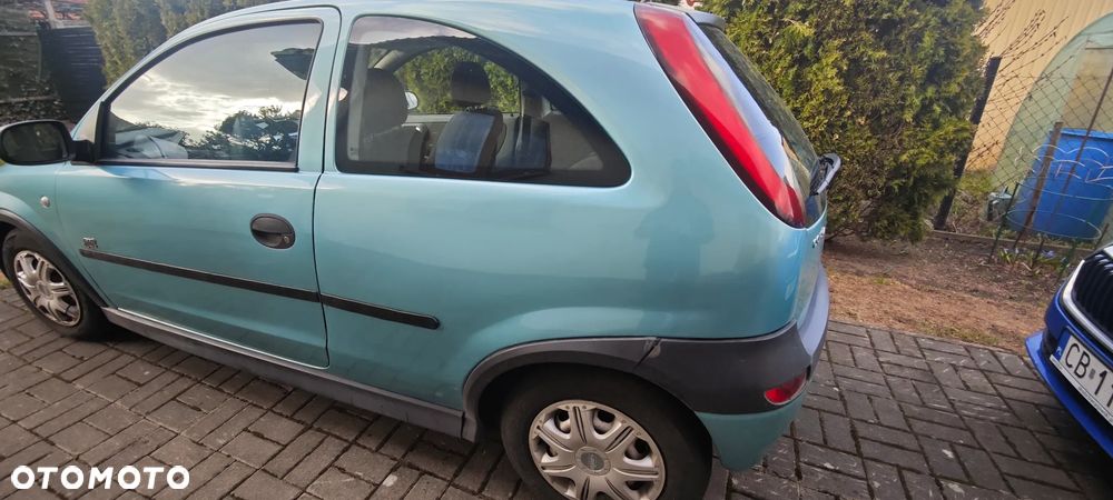 Opel Corsa 1.2 16V Sport - 4