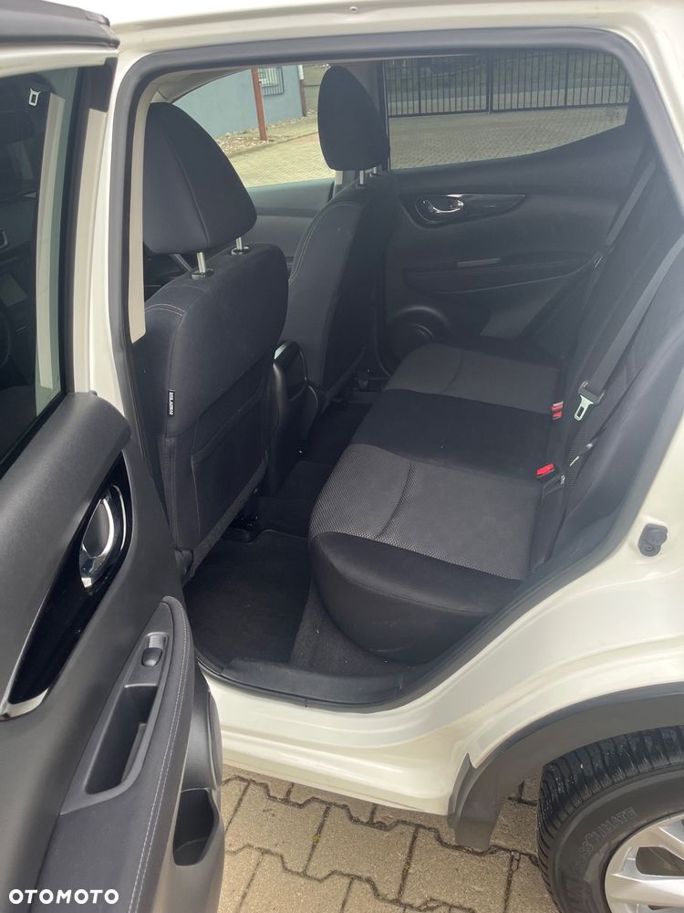 Nissan Qashqai 1.2 DIG-T N-Connecta - 16