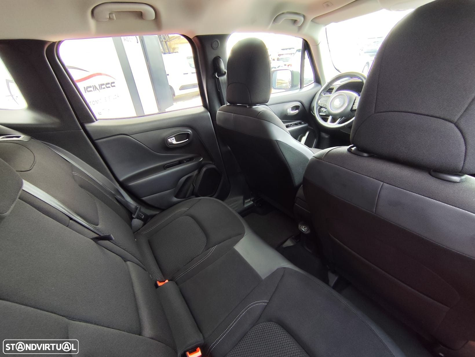 Jeep Renegade 1.6 MJD Limited - 16