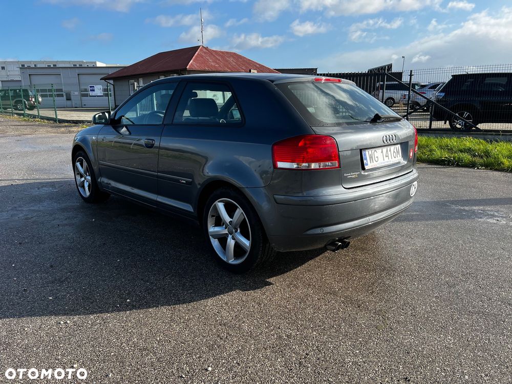 Audi A3 1.8 TFSI S line Sportpaket - 3