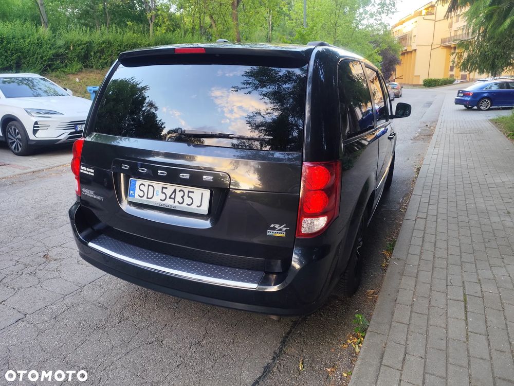 Dodge Grand Caravan 3.6 R/T - 2