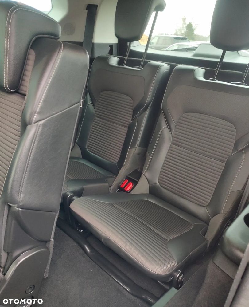 Renault Grand Scenic BLUE dCi 120 BOSE EDITION - 25