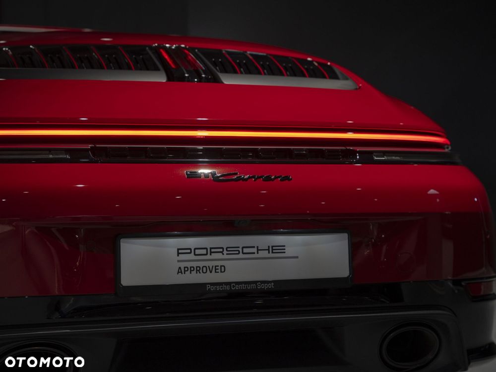 Porsche 911 Carrera - 13