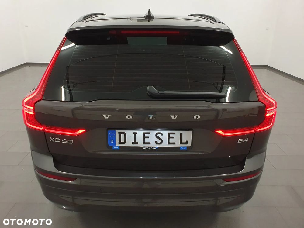 Volvo XC 60 B4 D AWD Geartronic Inscription - 33