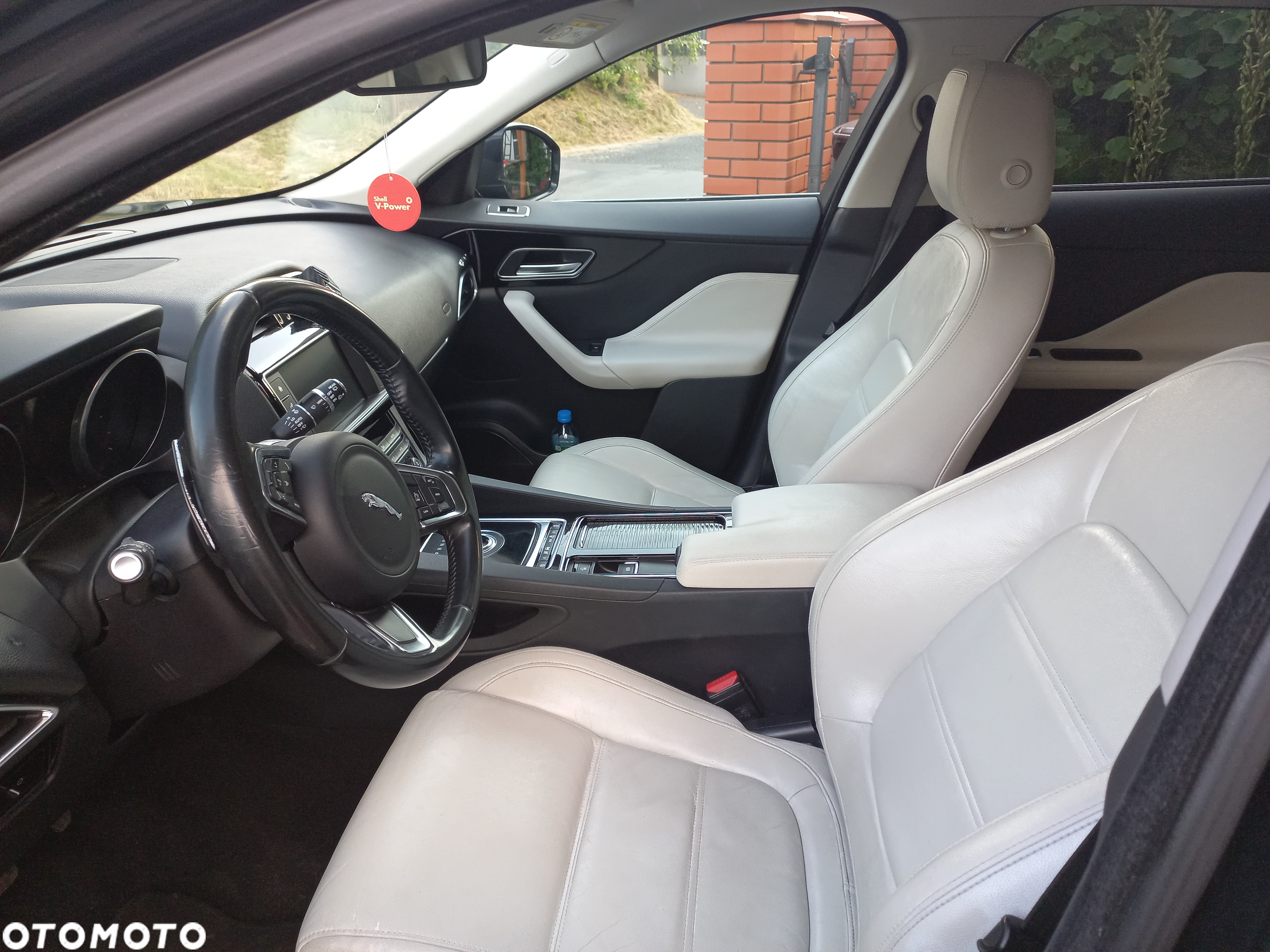 Jaguar F-Pace 2.0 i4D AWD Chequered Flag - 8