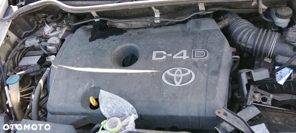 TOYOTA COROLLA VERSO na części - 7