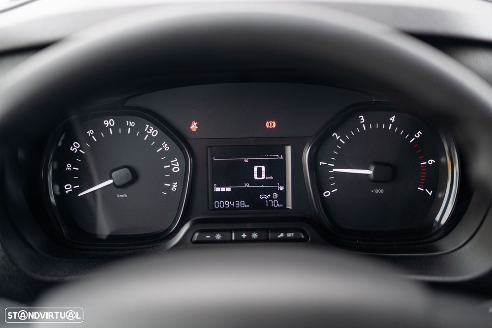 Opel Vivaro 1.5 CDTi L3H1 Essentia - 10