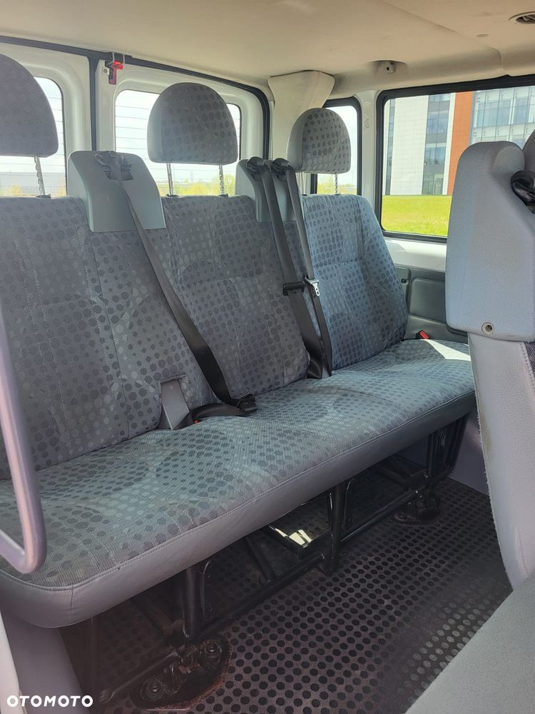 Ford Transit - 19