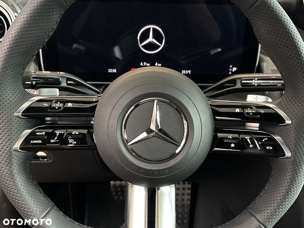 Mercedes-Benz GLC - 13