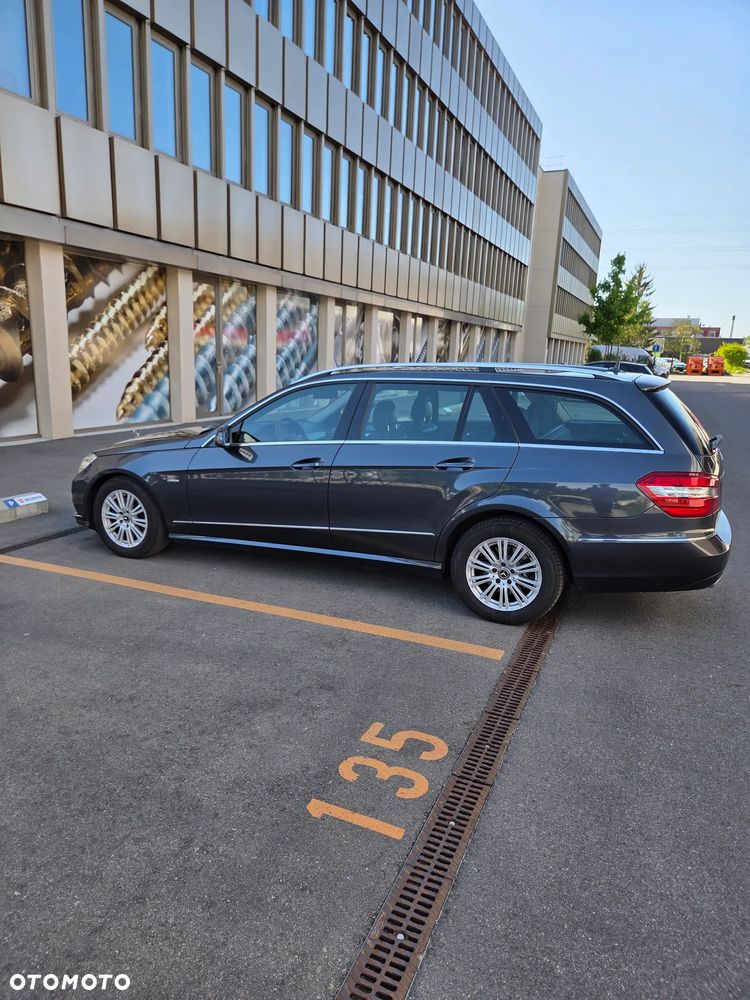 Mercedes-Benz Klasa E 350 CDI BlueEff Elegance - 31
