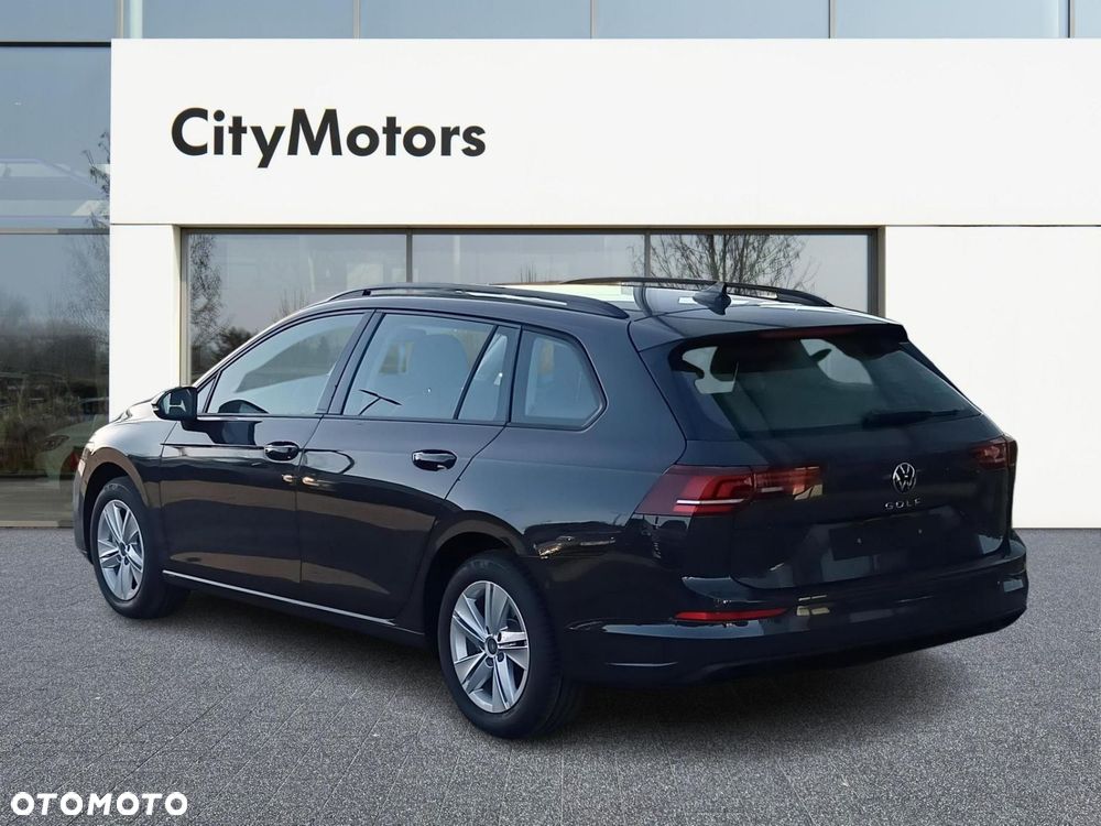 Volkswagen Golf - 5