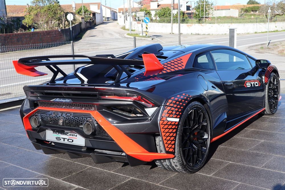 Lamborghini Huracán STO - 15