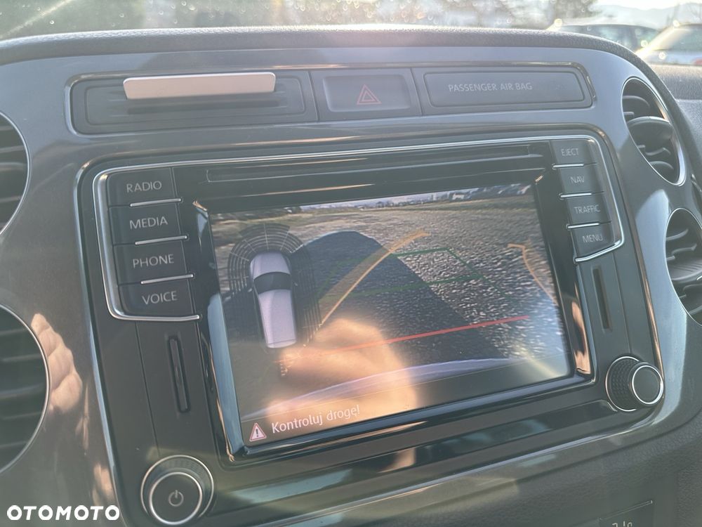 Volkswagen Tiguan 2.0 TDI SCR 4MOTION BlueMotion Technology DSG Sport & Style - 22