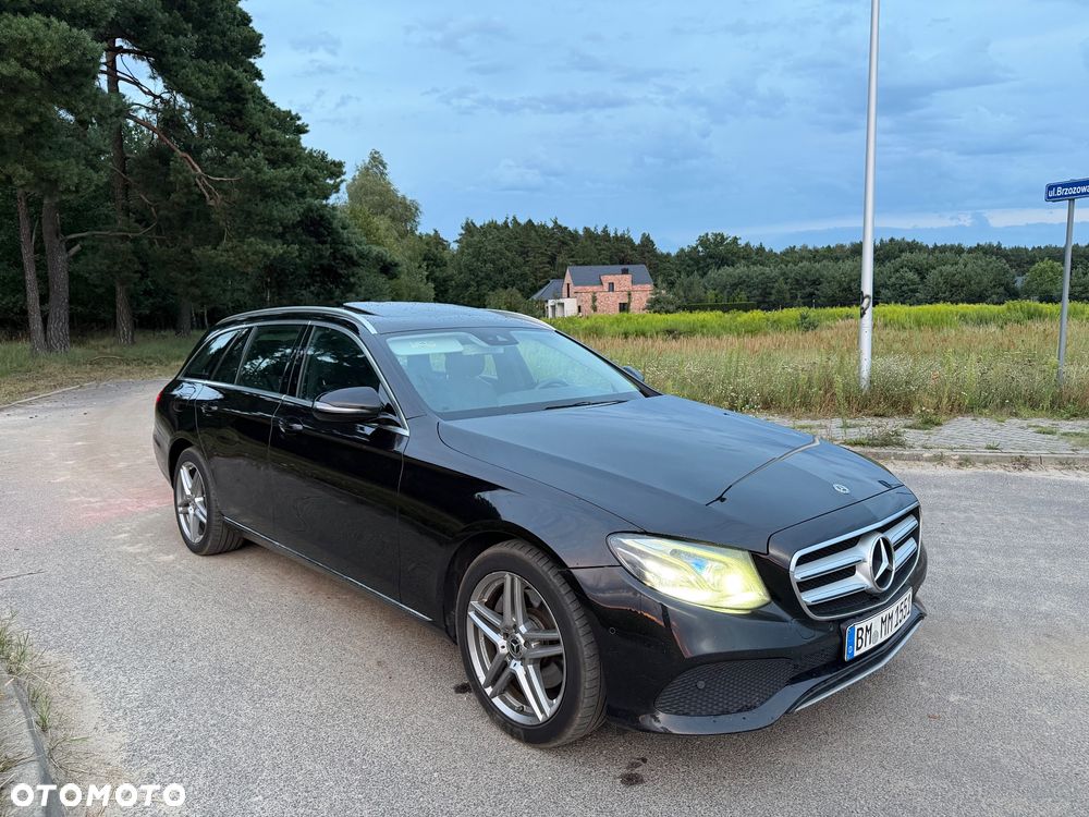 Mercedes-Benz Klasa E 220 d 4-Matic 9G-TRONIC - 9
