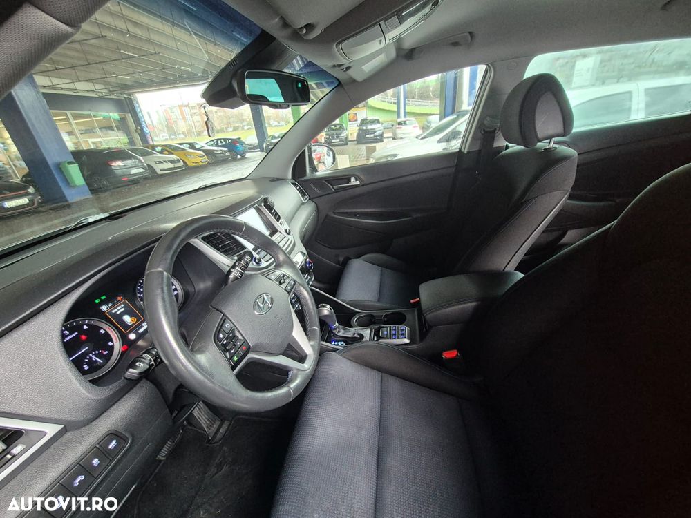 Hyundai Tucson 2.0 CRDI 4WD 6AT Luxury+ - 12