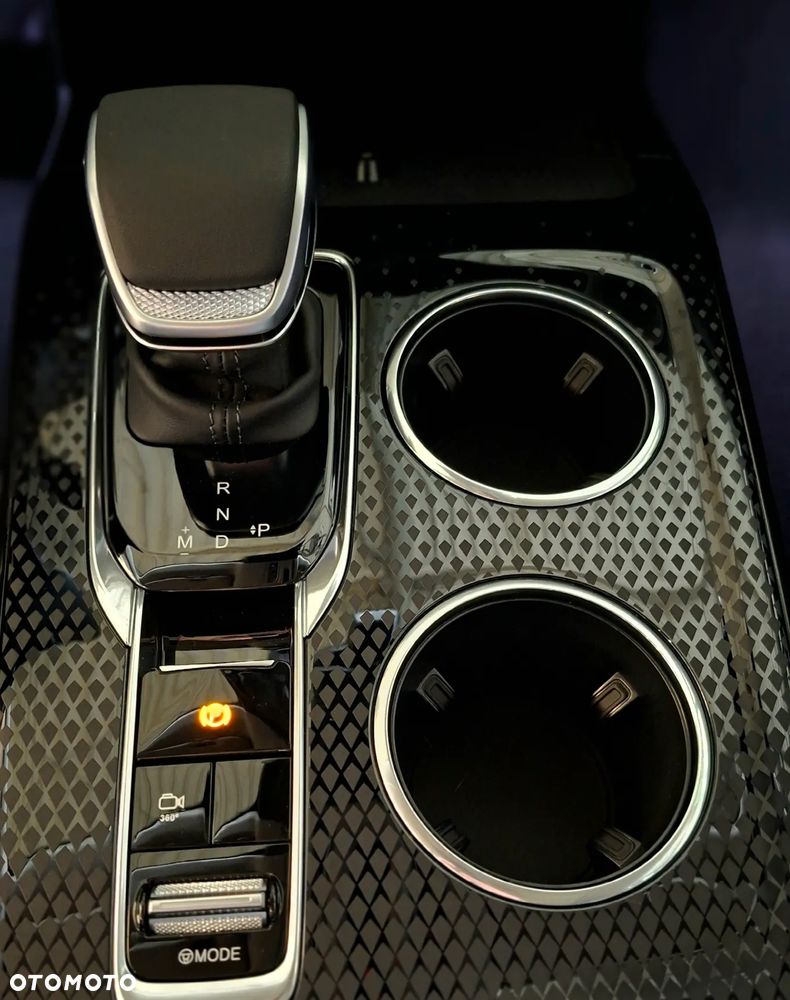 Hongqi HS3 1.5T FWD - 26