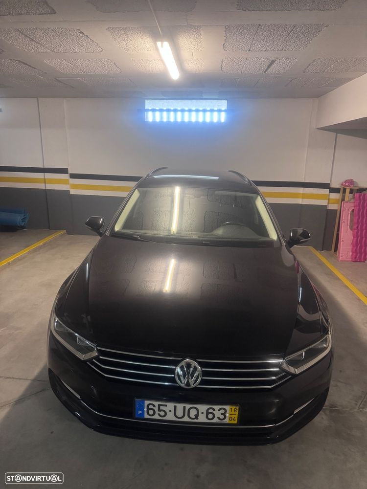 VW Passat Variant 1.6 TDI Confortline DSG - 11