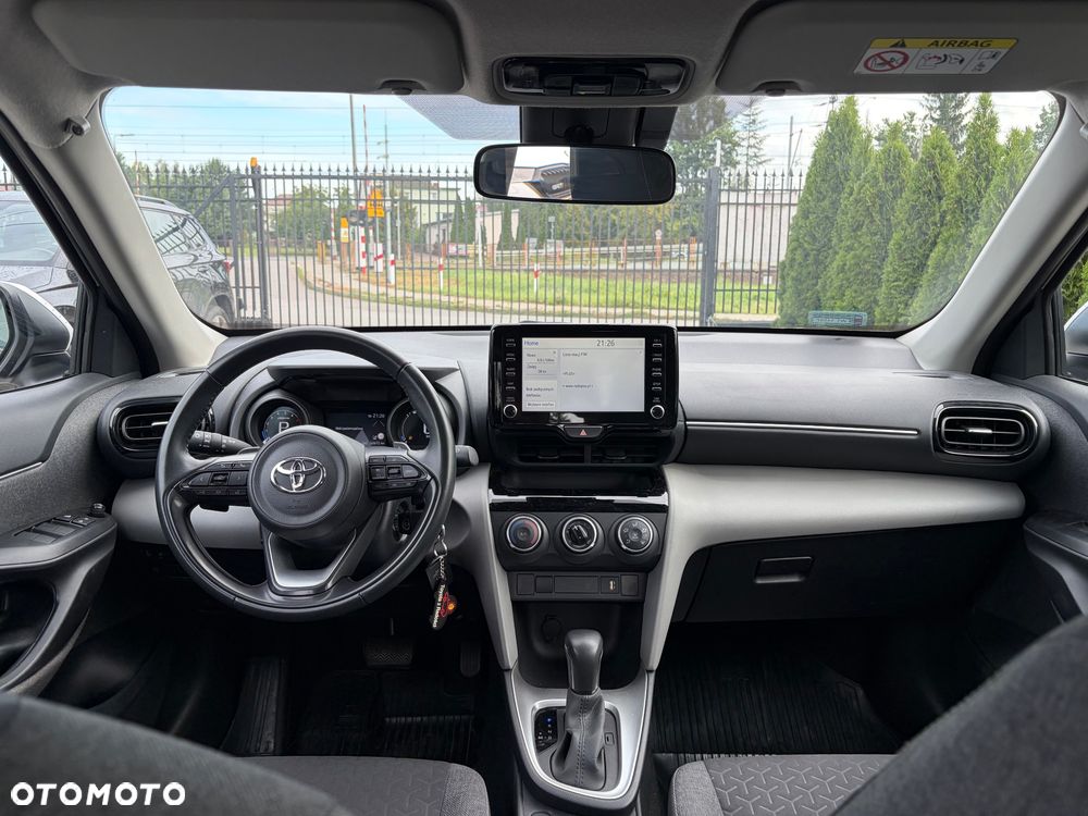 Toyota Yaris Cross - 15