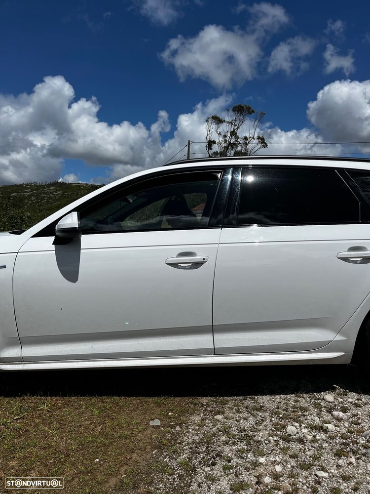 Audi A4 Avant 2.0 TDI Advance S tronic - 5