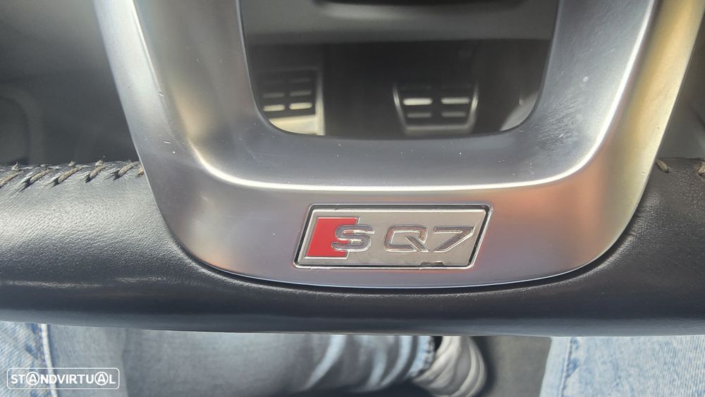 Audi SQ7 - 48