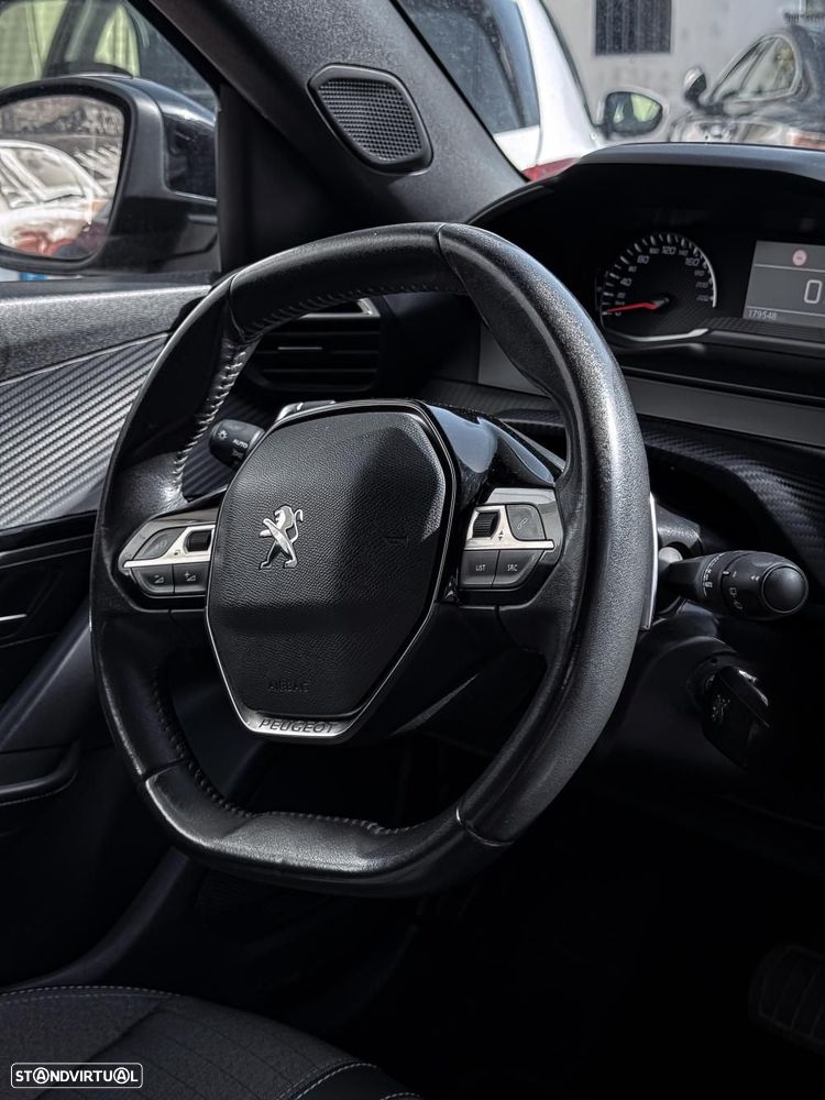 Peugeot 2008 1.5 BlueHDi Allure EAT8 - 8