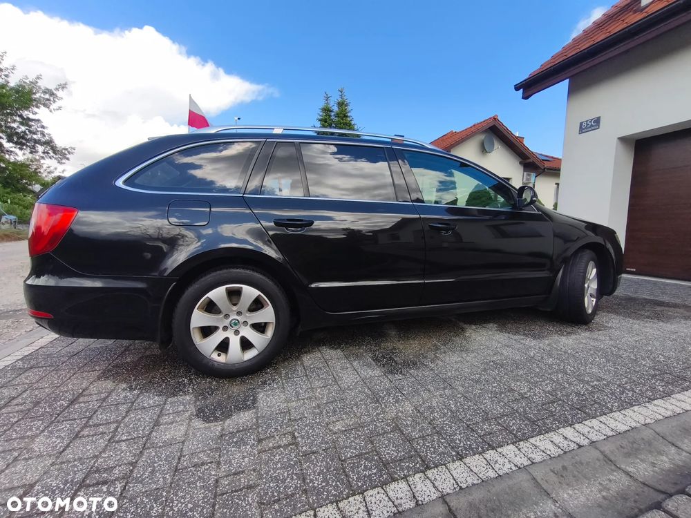 Skoda Superb 1.8 TSI Ambition DSG - 5