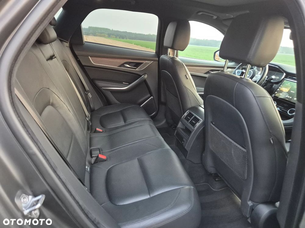 Jaguar F-Pace 2.0 D200 mHEV AWD SE - 11