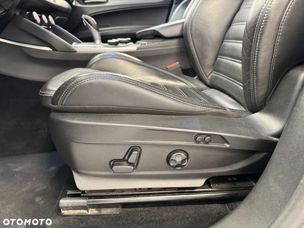 Alfa Romeo Stelvio 2.0 Turbo TI Q4 - 13