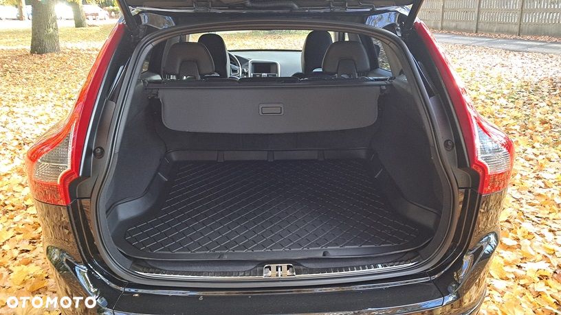 Volvo XC 60 D4 Drive-E Summum - 25