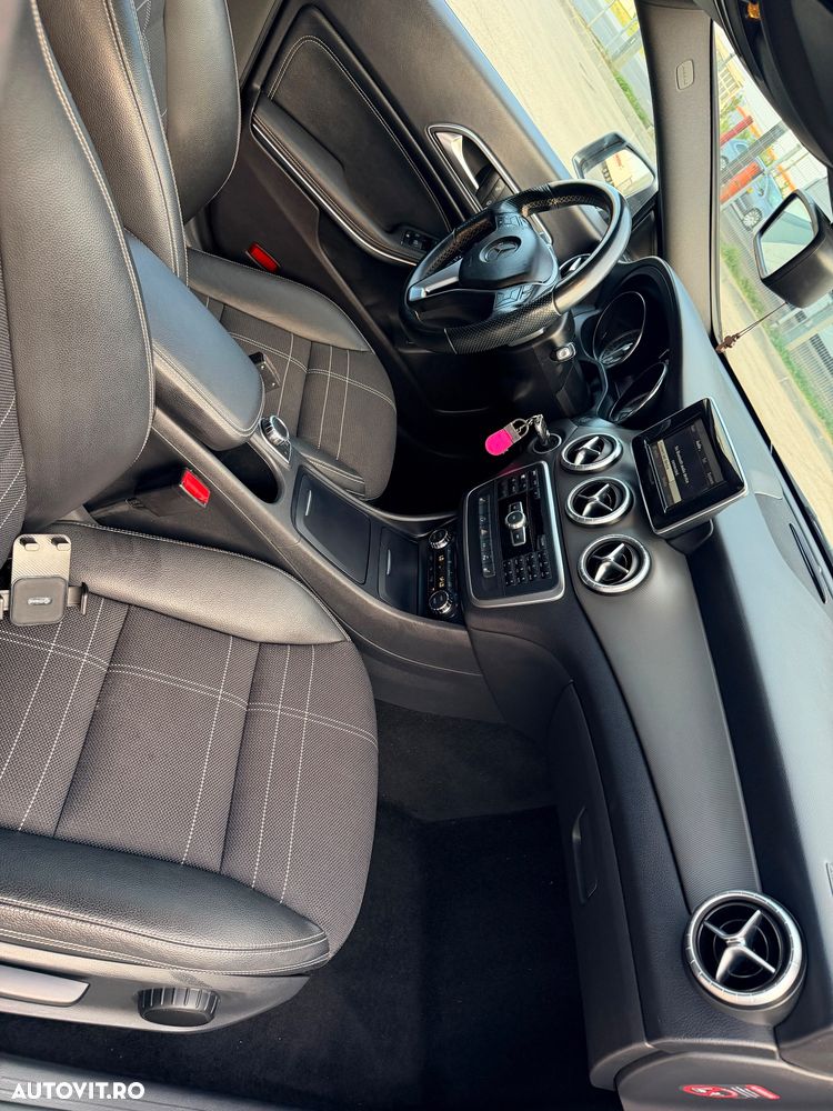 Mercedes-Benz CLA 220 - 7