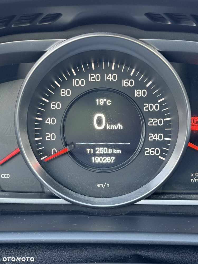 Volvo V40 D2 Kinetic - 18