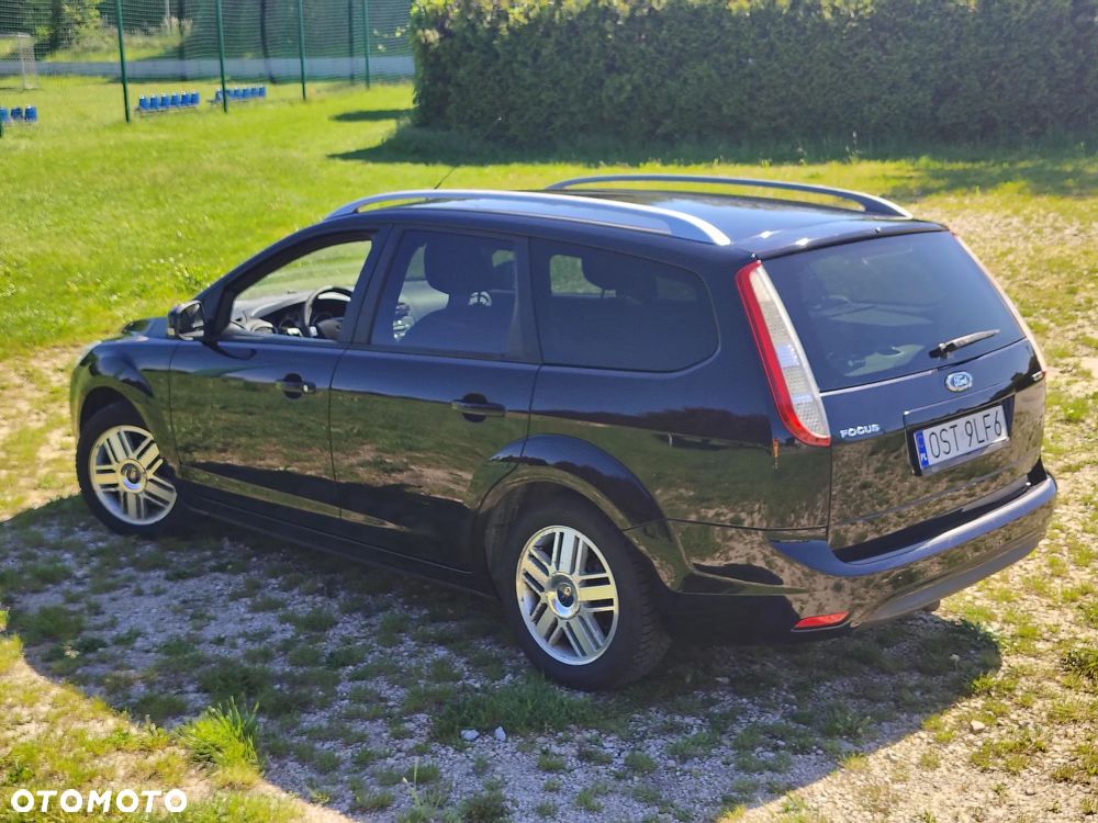 Ford Focus 1.6 TDCi Ambiente - 9