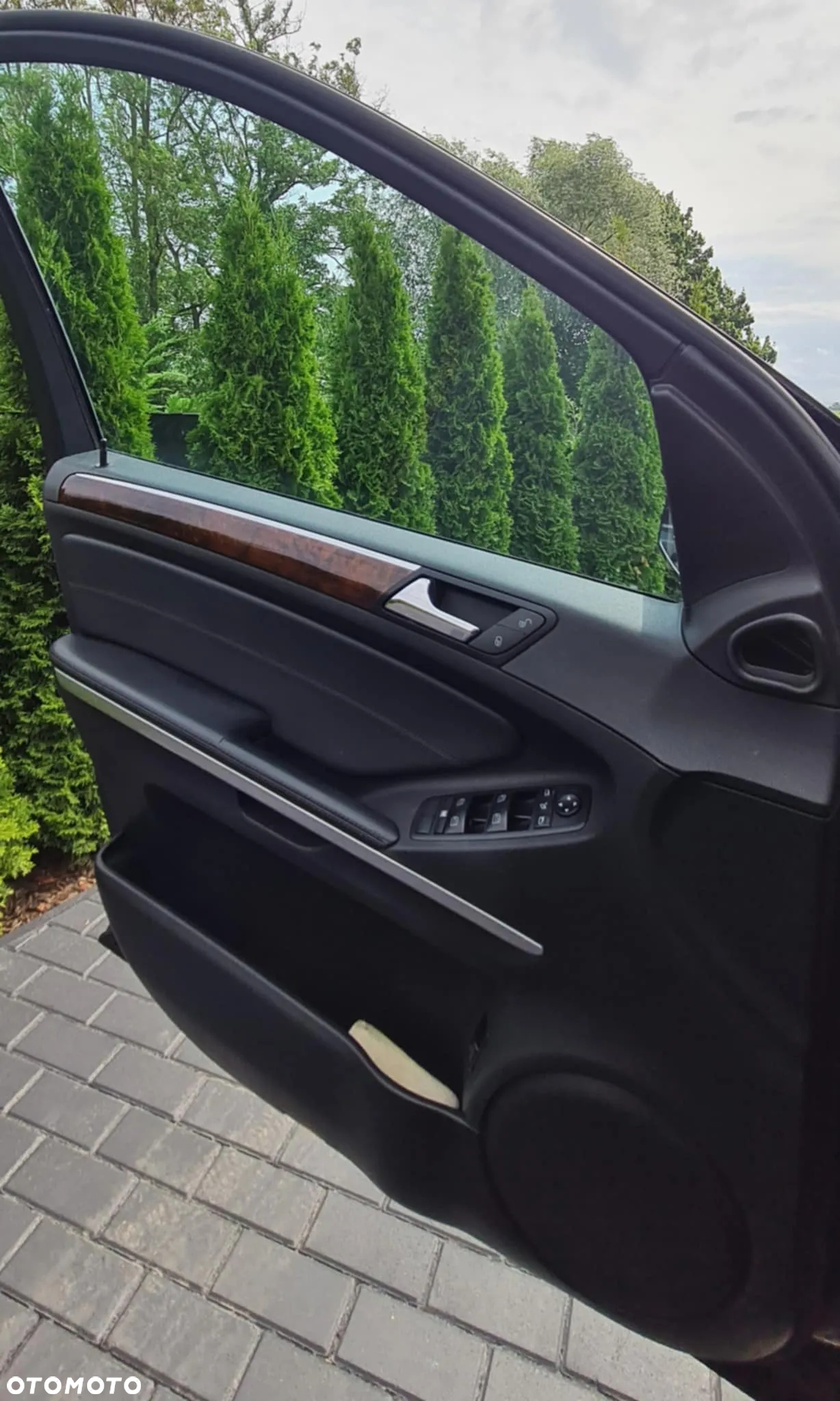 Mercedes-Benz ML 350 4MATIC 7G-TRONIC - 33