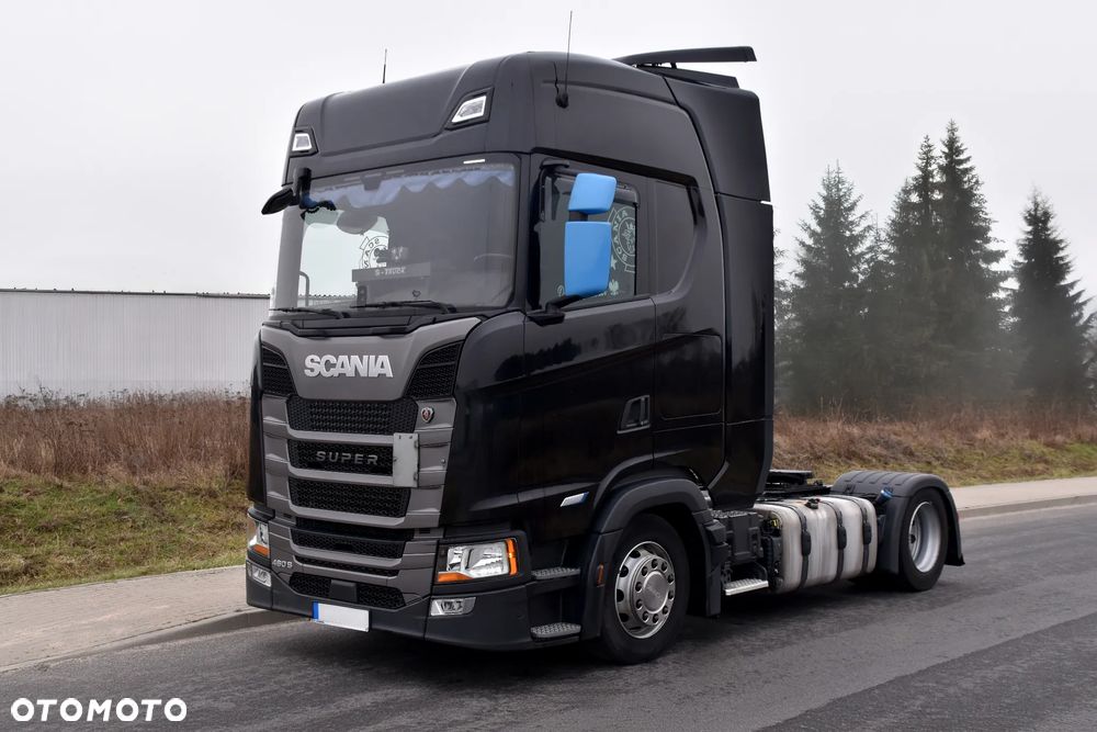 Scania S460