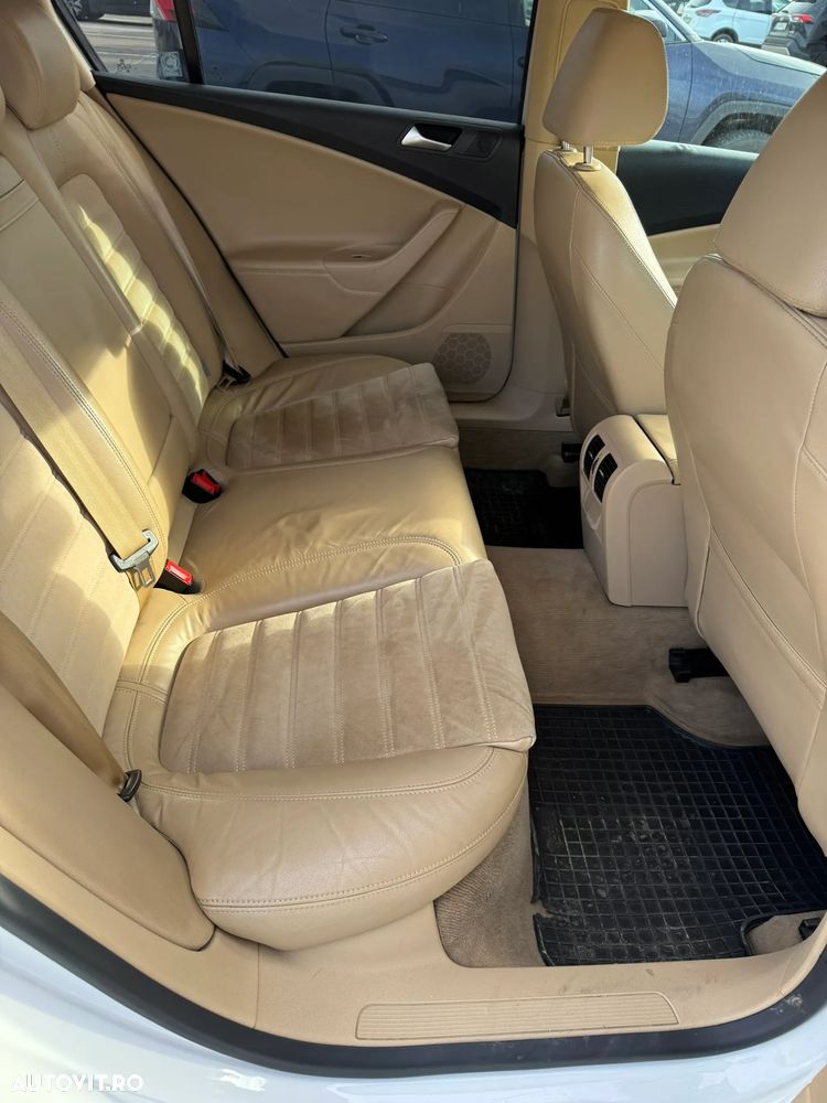 Volkswagen Passat 2.0TDI Highline DPF DSG - 9