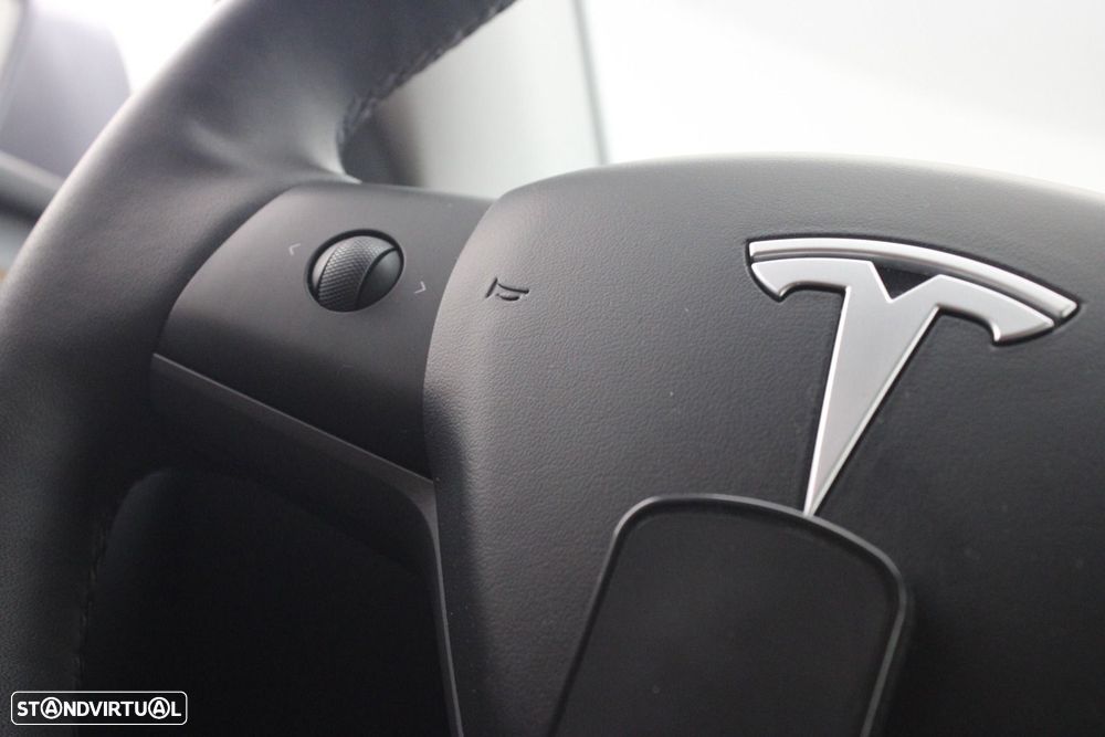 Tesla Model Y Long Range Tração Integral - 11