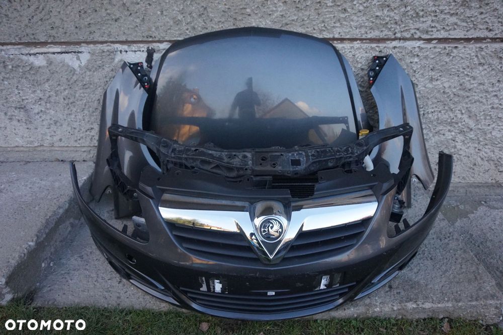 WZMOCNIENIE PAS KOMPLETNY PRZÓD OPEL CORSA D