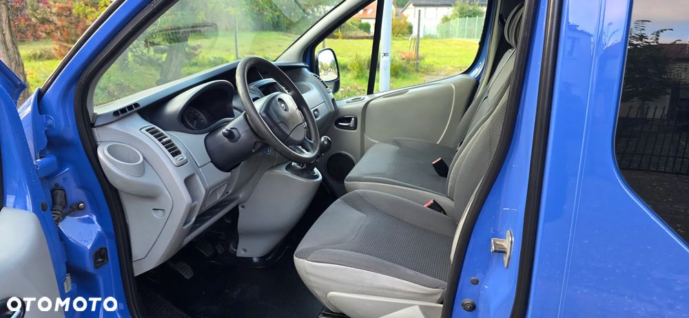 Opel Vivaro - 14