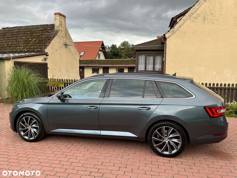 Skoda Superb 2.0 TDI DSG Ambition - 4