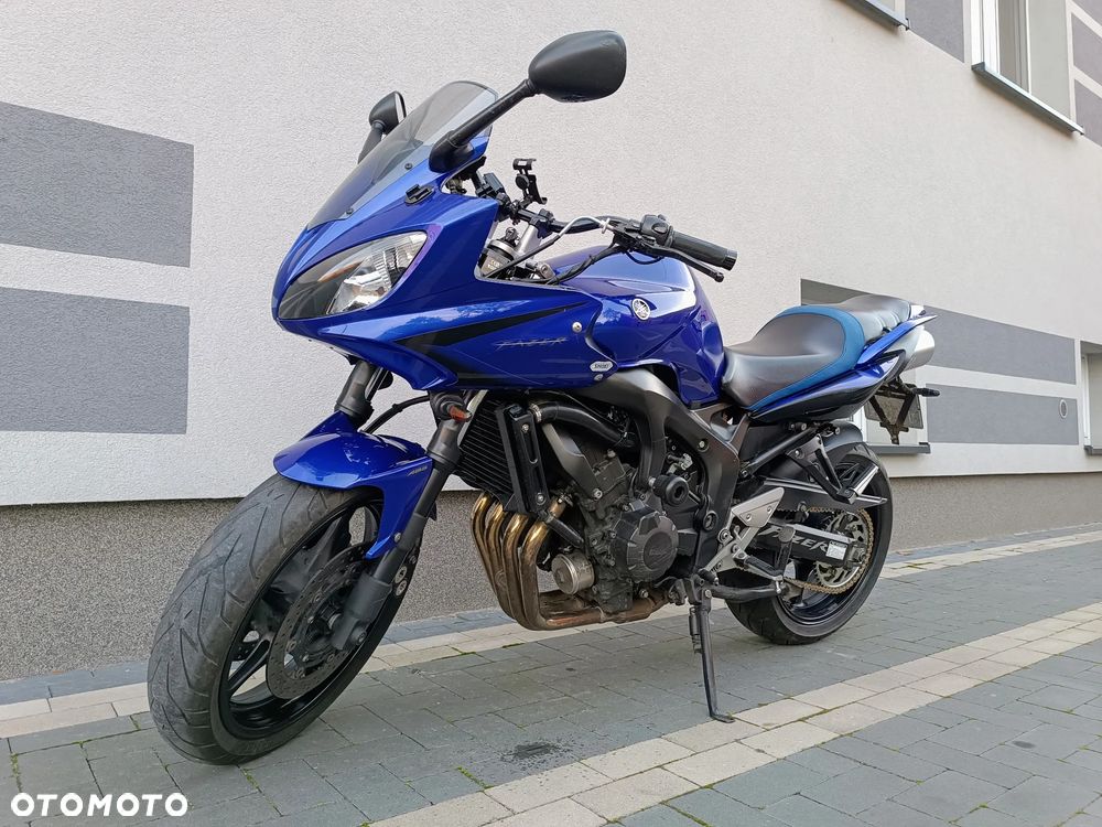 Yamaha FZ6 - 11