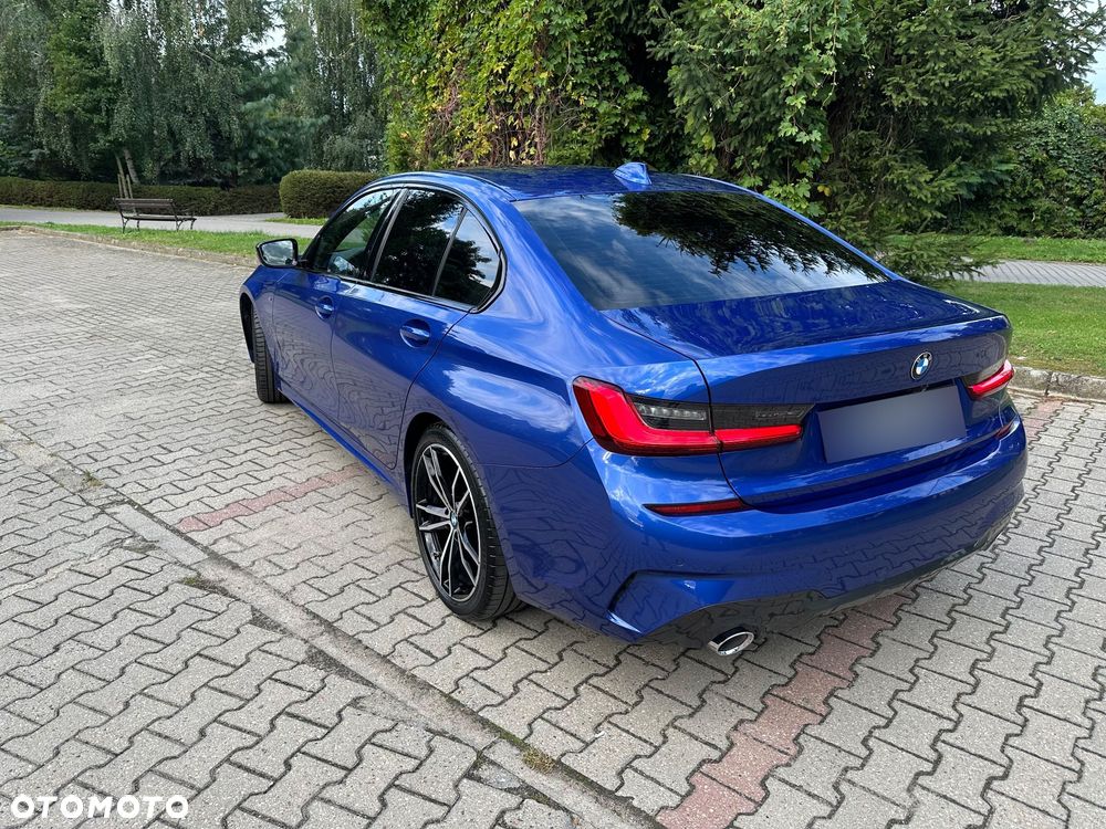 BMW Seria 3 320d xDrive M Sport Shadow sport - 10
