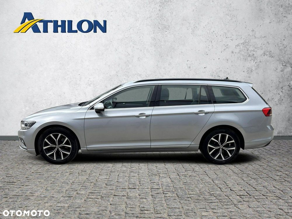 Volkswagen Passat - 2