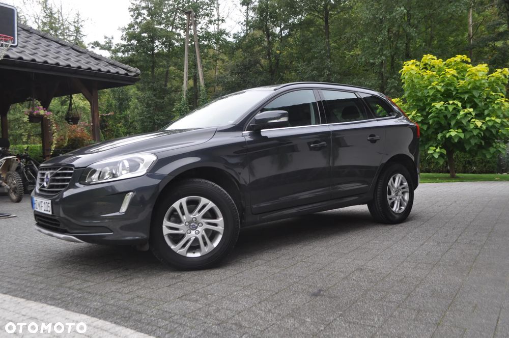 Volvo XC 60 D3 Momentum - 9