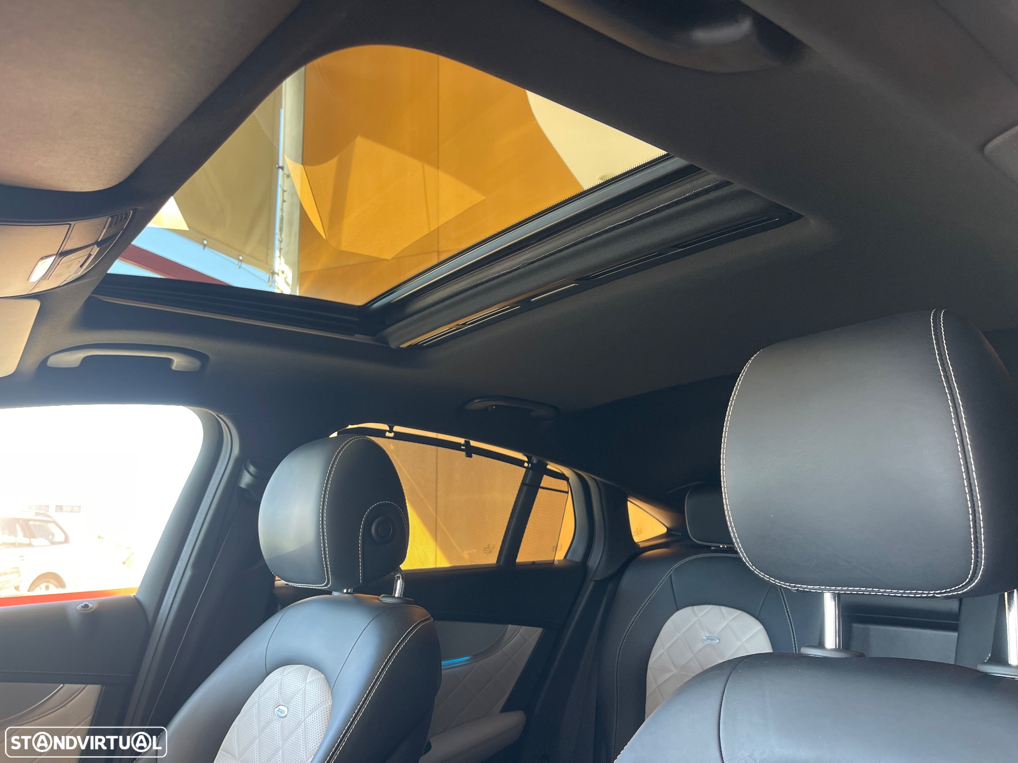 Mercedes-Benz GLC 300 e Coupé 4Matic - 16