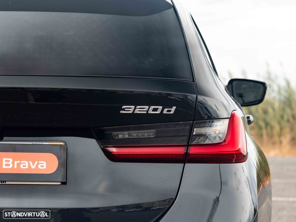 BMW 320 d Auto - 19