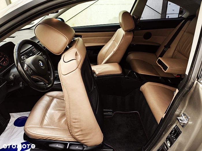 BMW Seria 3 - 33